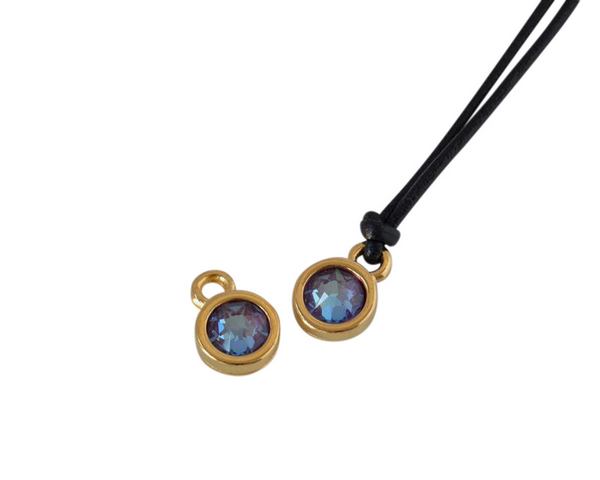 Swarovski and metal pendant coin 6.5x6.5mm. Gold-Burgundy Delite. Inn1.8mm