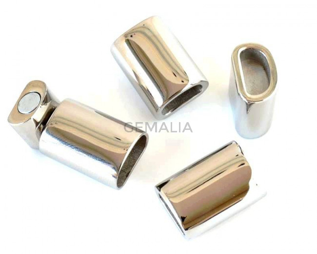 Stainless steel 304. Magnetic clasp. 18x13x8.5mm. Silver. Inn9x.5mm.